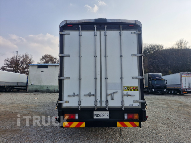 현대 메가트럭 260 앞축 윙바디 6.5톤 수동 4