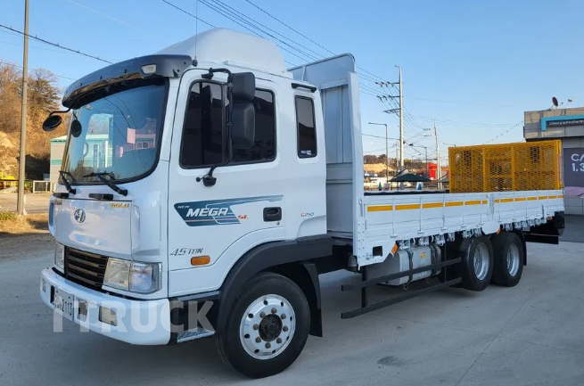 현대 메가트럭 250 앞축 카고 4.5톤 수동 0