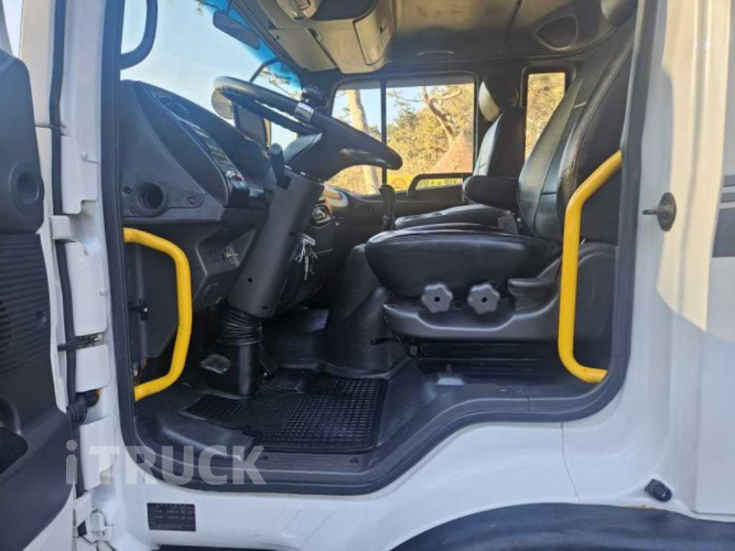 현대 메가트럭 235 단바리 카고 5톤 수동 12