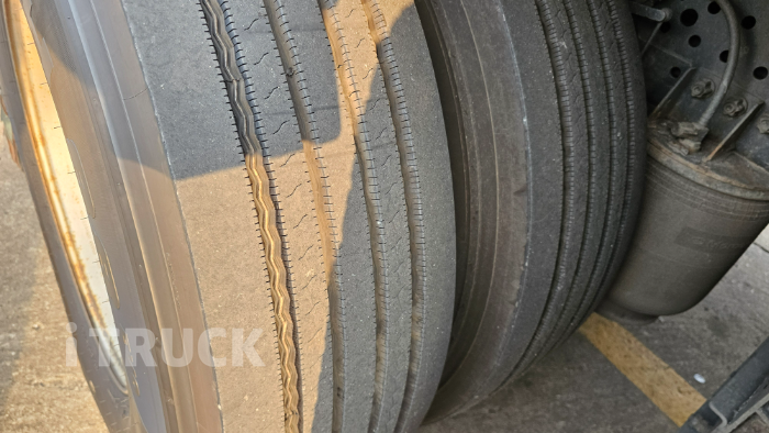 벤츠 아록스 299 후축 윙바디 7.5톤 오토 리타더 7