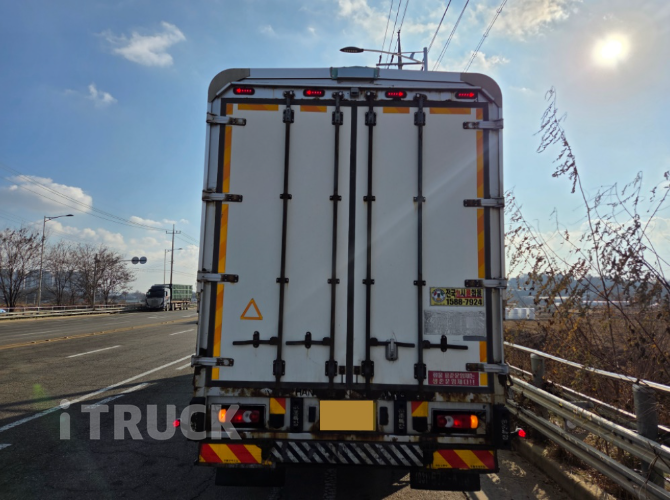 볼보 FL 후축 윙바디 4.5톤 오토 3