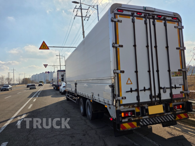 볼보 FL 후축 윙바디 4.5톤 오토 4