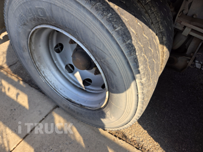 볼보 FL 후축 윙바디 4.5톤 오토 8