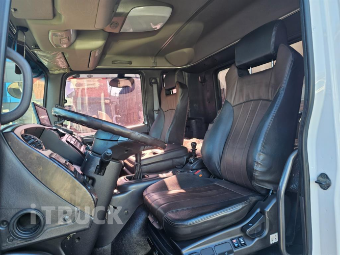 현대 메가트럭 280 십바리 냉장윙 4.5톤 수동 12