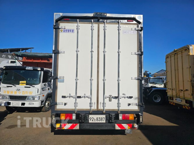 현대 메가트럭 280 십바리 냉장윙 4.5톤 수동 4