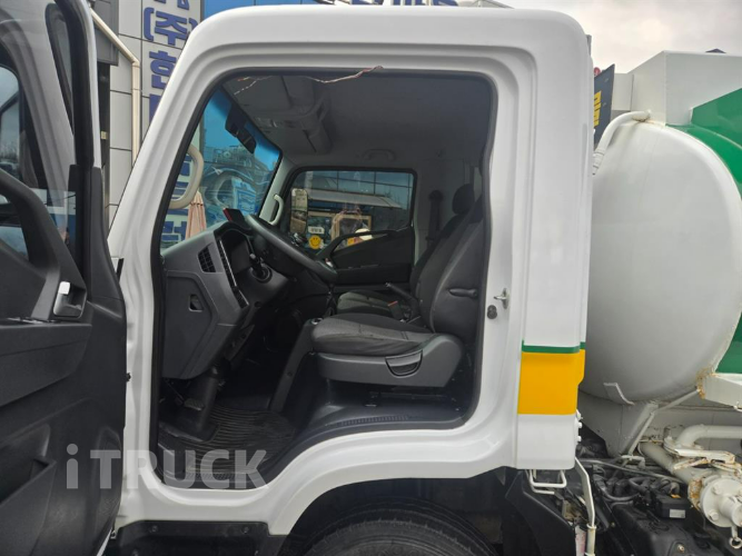 현대 탱크로리 올뉴마이티 5,000L 수동 9