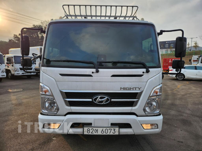 현대 올뉴마이티 4톤 광폭 카고 슈퍼캡 1