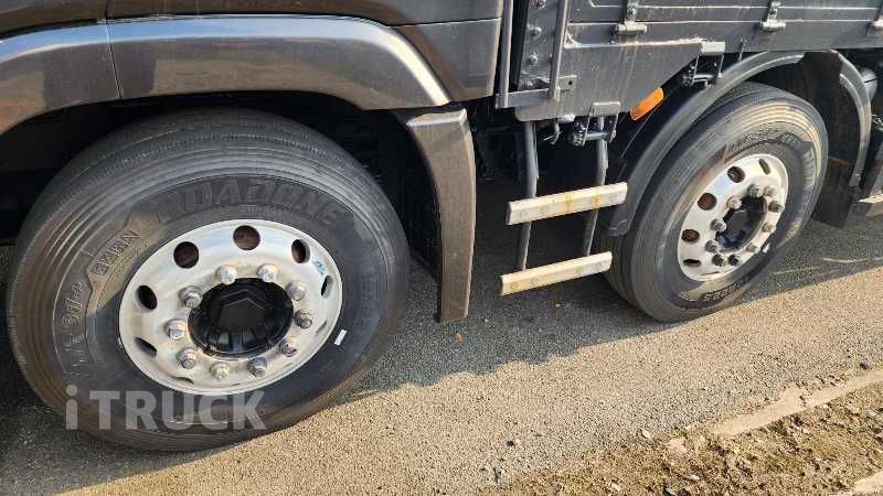 현대 엑시언트 520 앞축 카고 25톤 오토 3