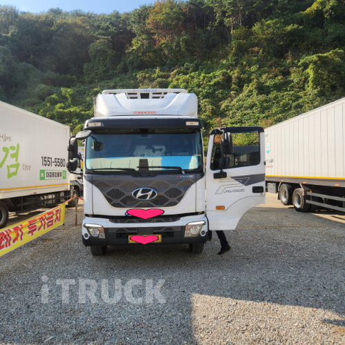 현대 파비스 300 후축 냉동탑 7.5톤 오토 1