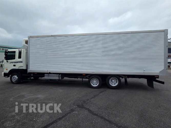 현대 메가트럭 3.5톤 광폭 냉동탑 4