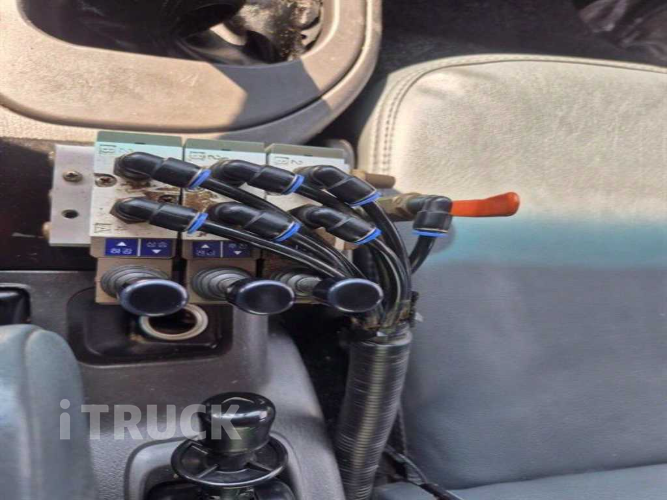 현대 메가트럭 암롤 225 5톤 수동 단바리 15