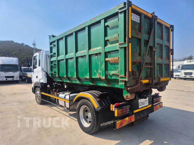 현대 메가트럭 암롤 225 5톤 수동 단바리 5