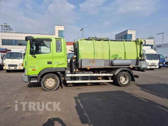 현대 음식물차 메가트럭 5톤 덤프식 배출 1