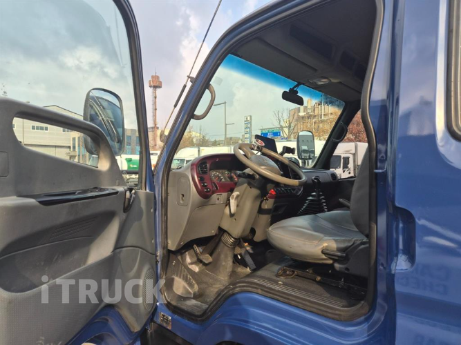 현대 이마이티 2.5톤 카고 슈퍼캡 14