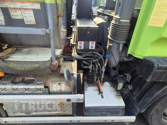 현대 음식물차 메가트럭 7.5톤 덤프식 배출 5