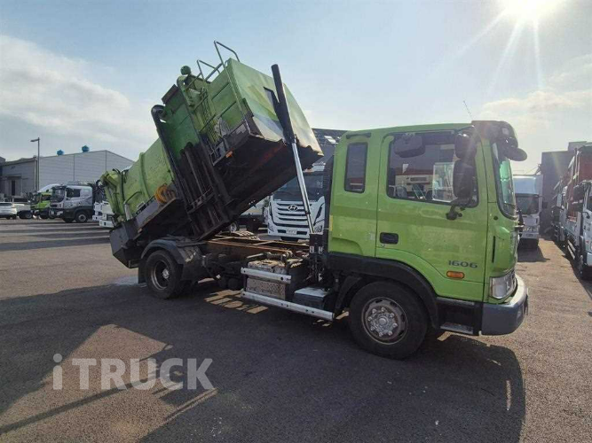 현대 음식물차 메가트럭 7.5톤 덤프식 배출 9