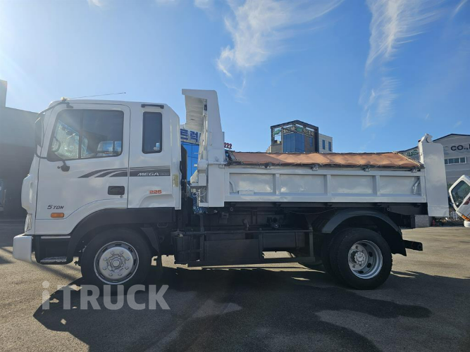 현대 메가트럭 화물덤프 4.5톤 4