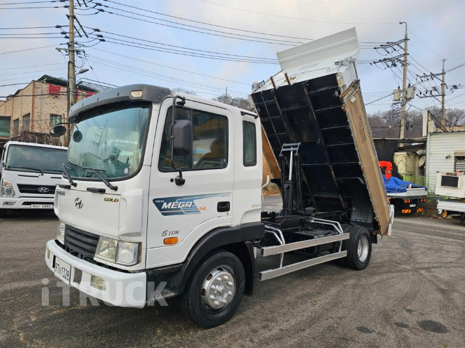 현대 메가트럭 화물덤프 5톤 6
