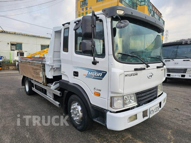 현대 메가트럭 화물덤프 5톤 2