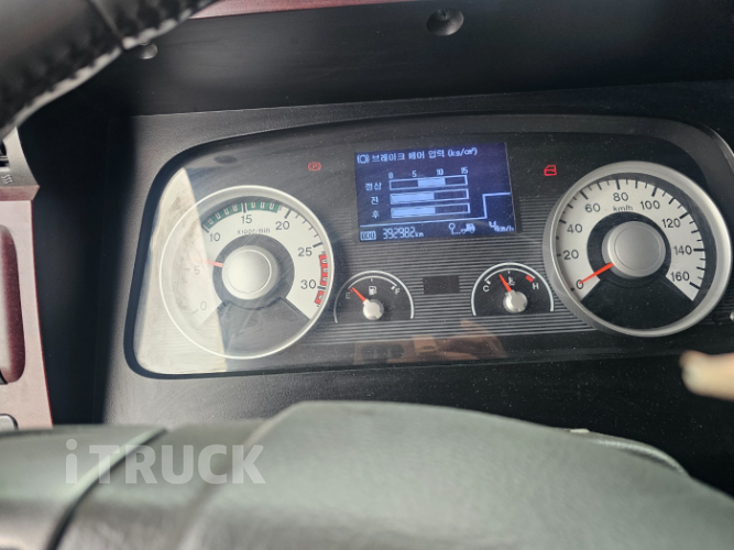 현대 메가트럭 260 단바리 윙바디 5톤 수동 7