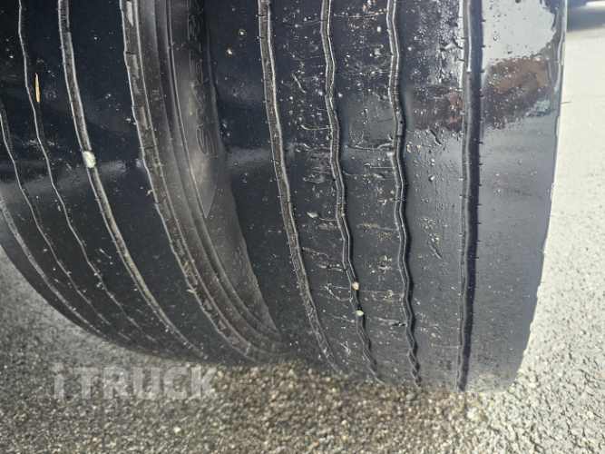 현대 메가트럭 260 단바리 윙바디 5톤 수동 9