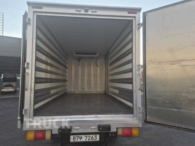 현대 올뉴마이티 2.5톤 냉동탑 8