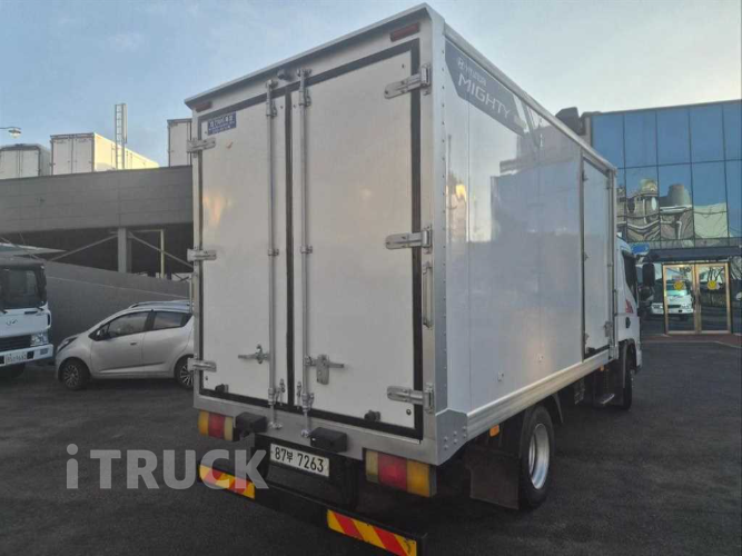 현대 올뉴마이티 2.5톤 냉동탑 7