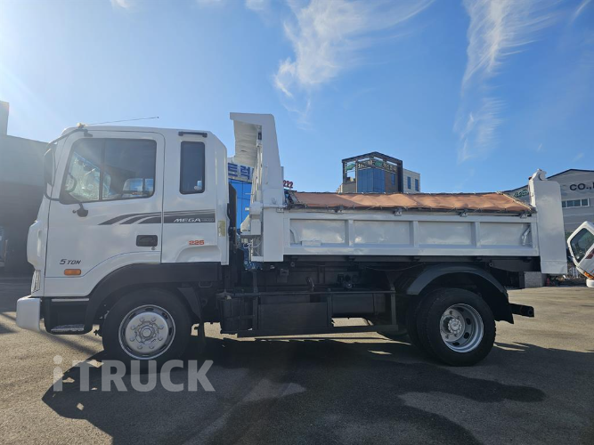 현대 메가트럭 화물덤프 4.5톤 4