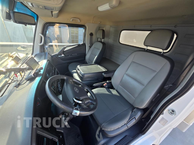 현대 올뉴마이티 3.5톤 익스하이탑 슈퍼캡 11