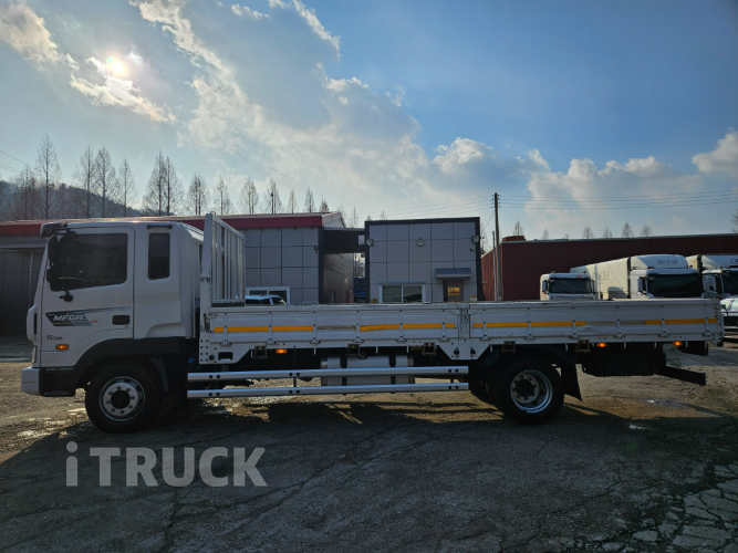 현대 메가트럭 280 단바리 카고 5톤 수동 4