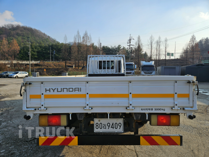 현대 메가트럭 280 단바리 카고 5톤 수동 8