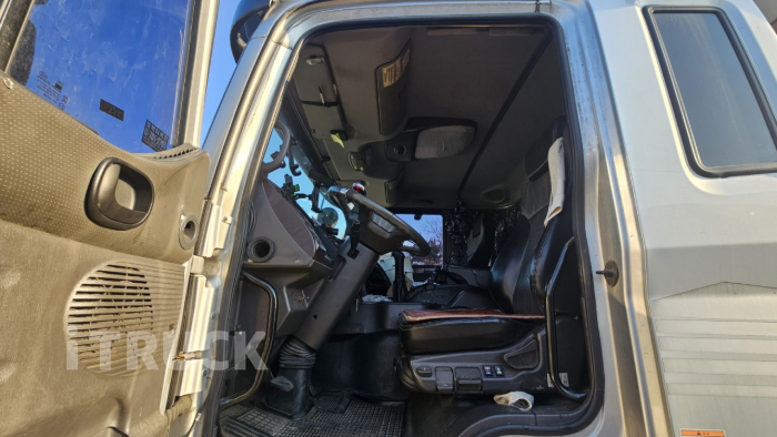 현대 메가트럭 와이드캡 300 후축 냉장윙 10.1톤 수동 9