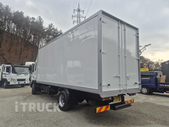 현대 메가트럭 250 단바리 익스하이탑 5톤 수동 2