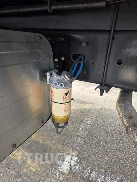 타타대우 맥쎈 320 단바리 윙바디 13.5톤 오토 15