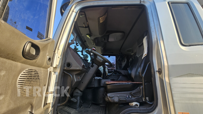 현대 메가트럭 와이드캡 300 후축 냉장윙 10.1톤 수동 9