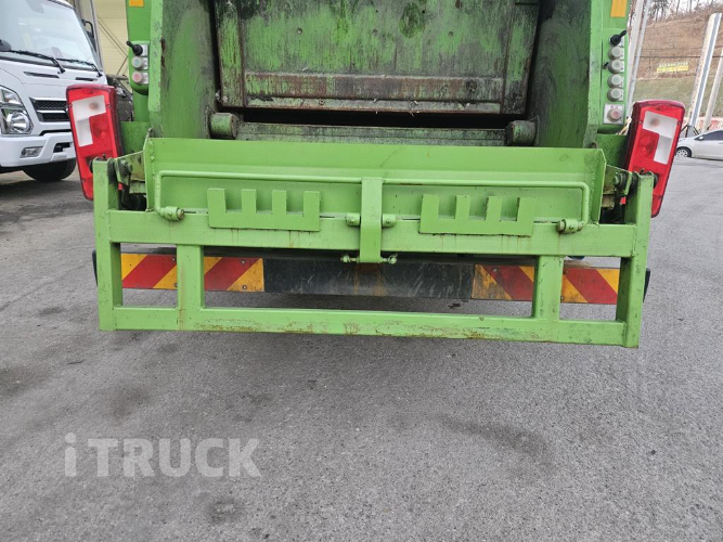 타타대우 압착진개 더쎈 4.9톤 밀판식 배출 8