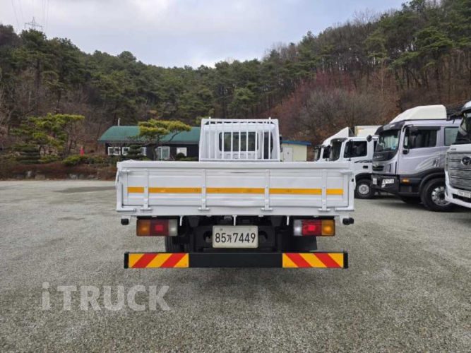 현대 메가트럭 250 단바리 카고 4.5톤 수동 4
