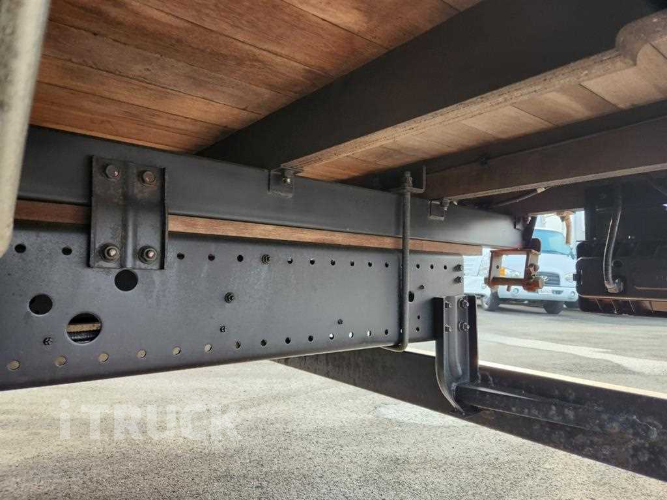 현대 메가트럭 4톤 광폭 카고 슈퍼캡 11