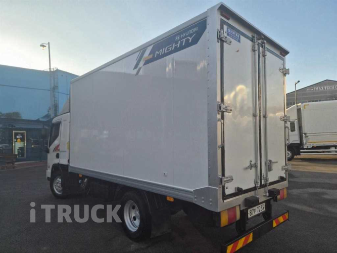 현대 올뉴마이티 2.5톤 냉동탑 3