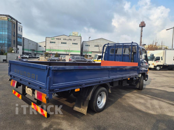 현대 이마이티 2.5톤 카고 슈퍼캡 초장축 3