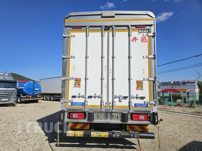 이베코 S-WAY 570 앞축 윙바디 25톤 오토 4