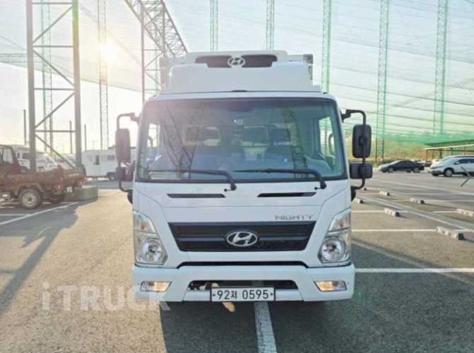 현대 올뉴마이티 2.5톤 냉동탑 3