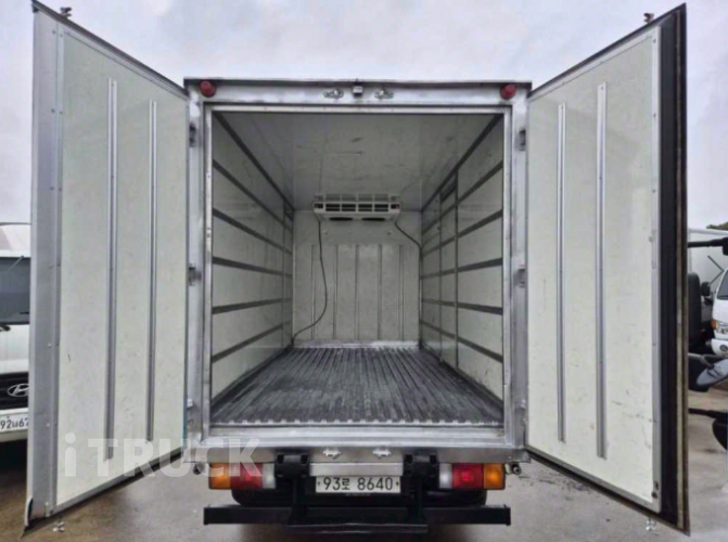 현대 올뉴마이티 2.5톤 냉동탑 8