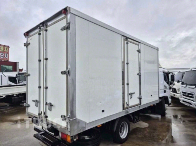 현대 올뉴마이티 2.5톤 냉동탑 5