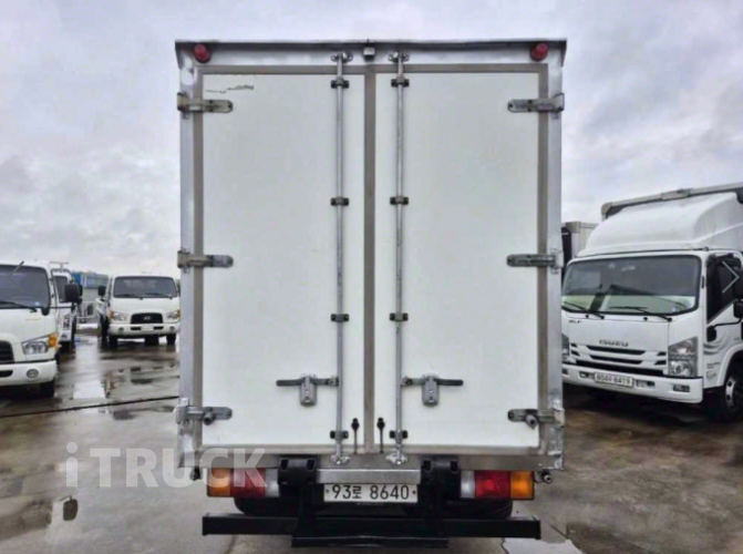 현대 올뉴마이티 2.5톤 냉동탑 7