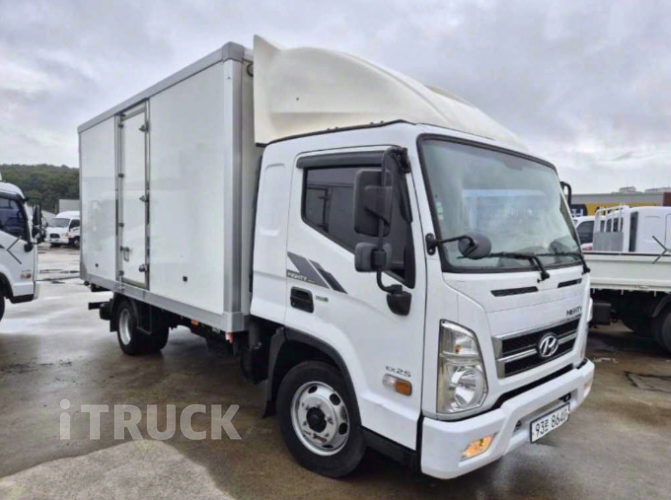 현대 올뉴마이티 2.5톤 냉동탑 1