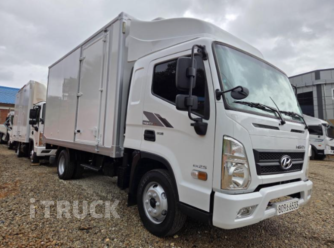 현대 올뉴마이티 2.5톤 냉동탑 2