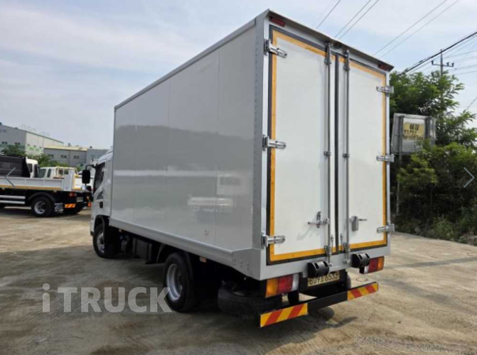 현대 올뉴마이티 2.5톤 냉동탑 4