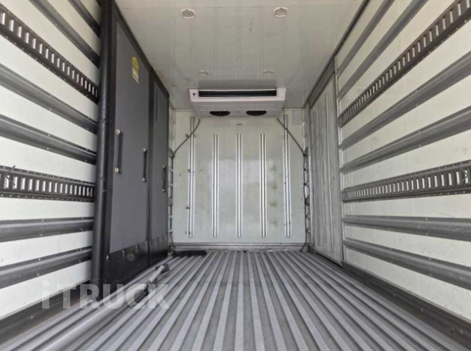 현대 올뉴마이티 2.5톤 냉동탑 9