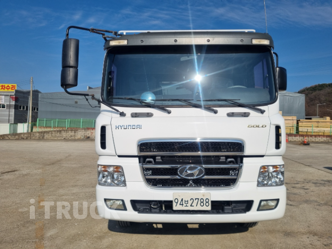 현대 어부바카 메가트럭 와이드캡 4.5톤 1